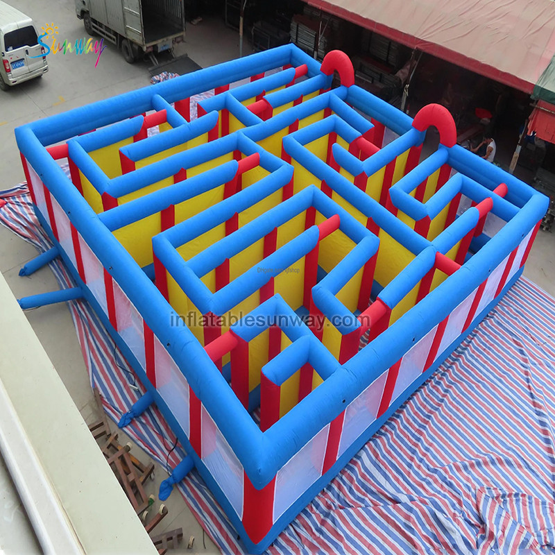 Inflatable maze-1