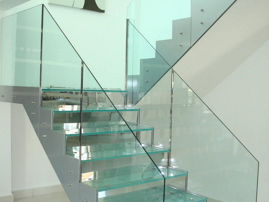 玻璃楼梯安装