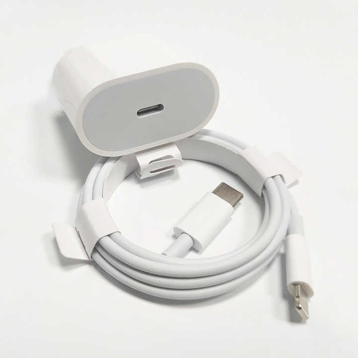 Adattatore per telefono cellulare di tipo C originale PD 20W caricabatterie da parete a ricarica rapida per iPhone Apple 11 12 13 14 Pro Max